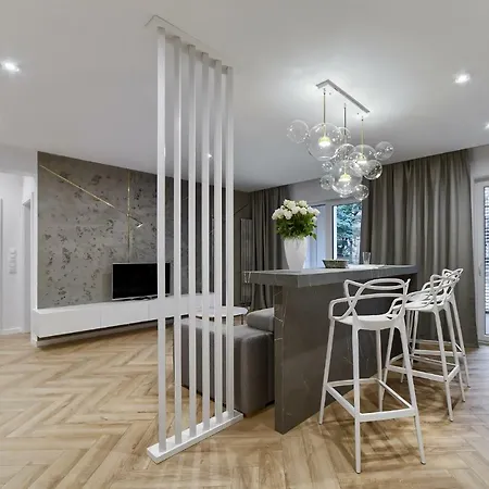 Delux * ポズナン